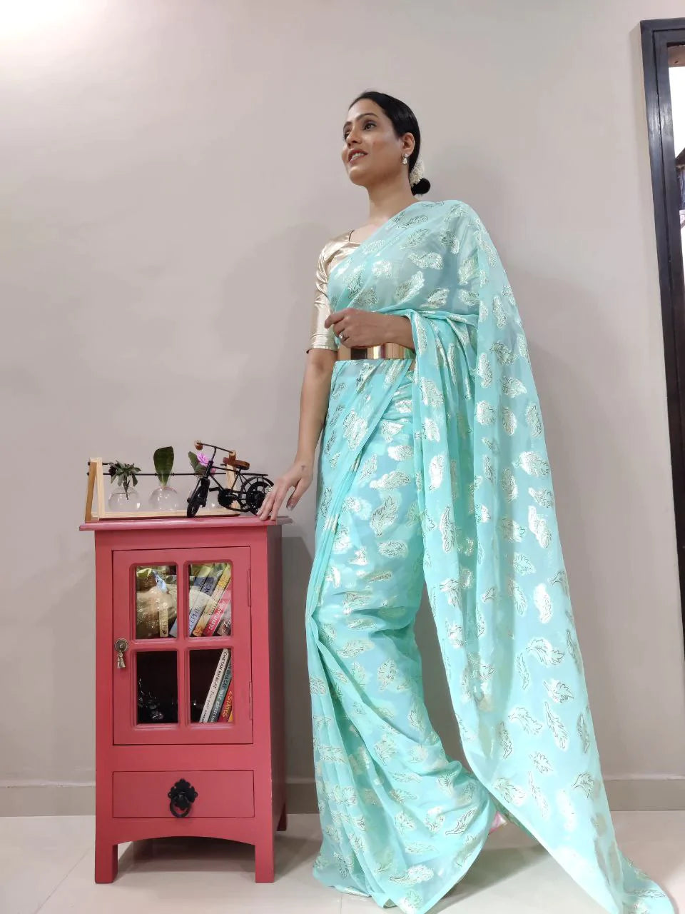 1-MIN READY TO WEAR SAREE IN PURE VISCOS ZARI WEAVING