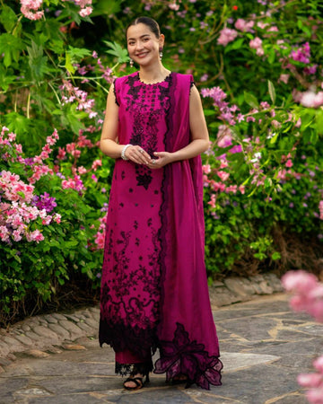 Elegant Roman Silk Kurta Pant Set with Georgette Dupatta