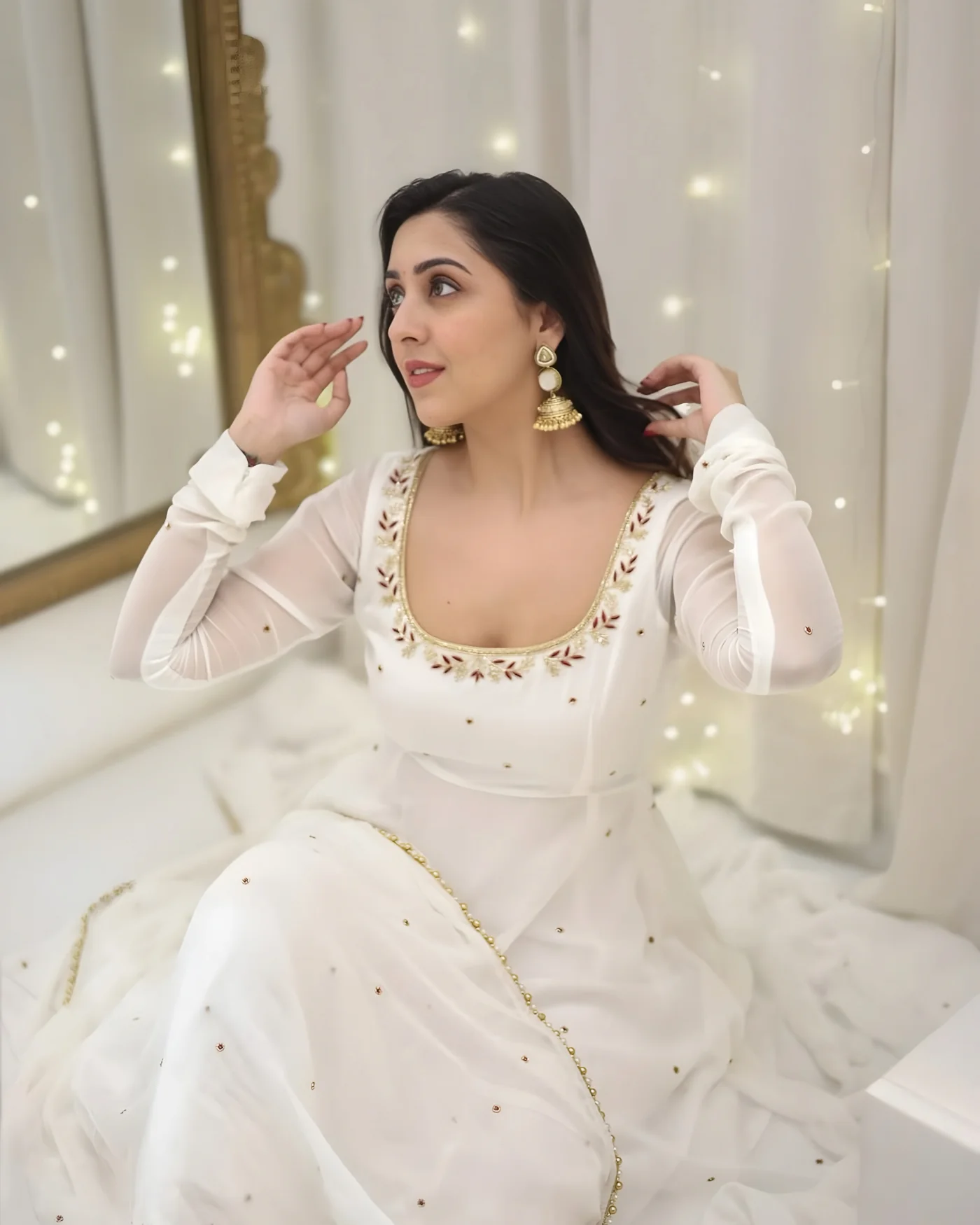 Hannah Traditional White Anarkali Suit