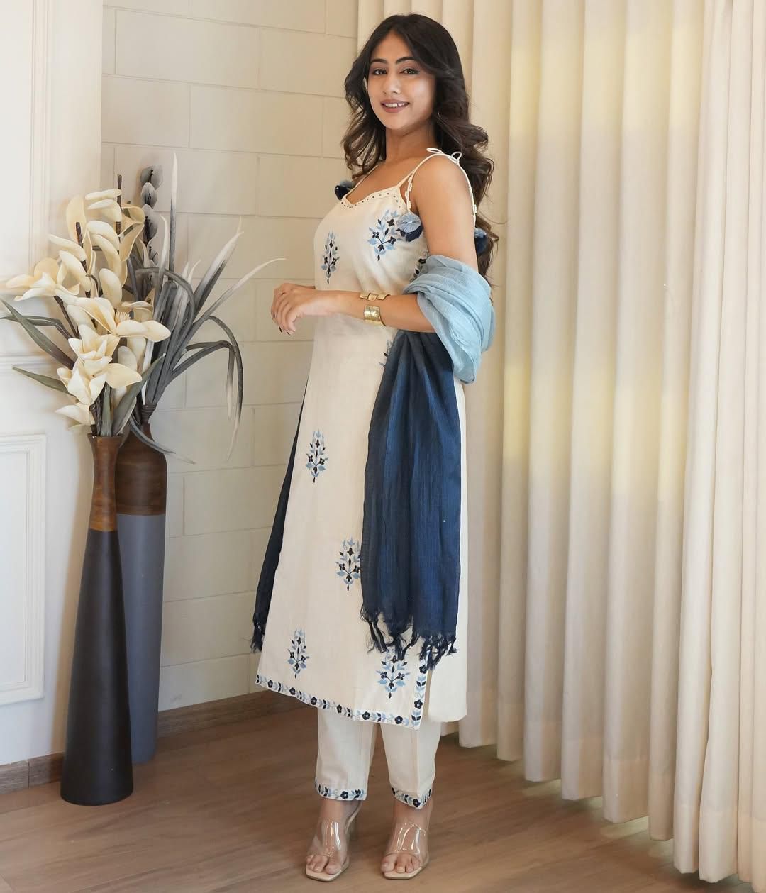 DESIGNER STRIPPED KURTI AND PANT IN COTTON  WITH DUPATTA