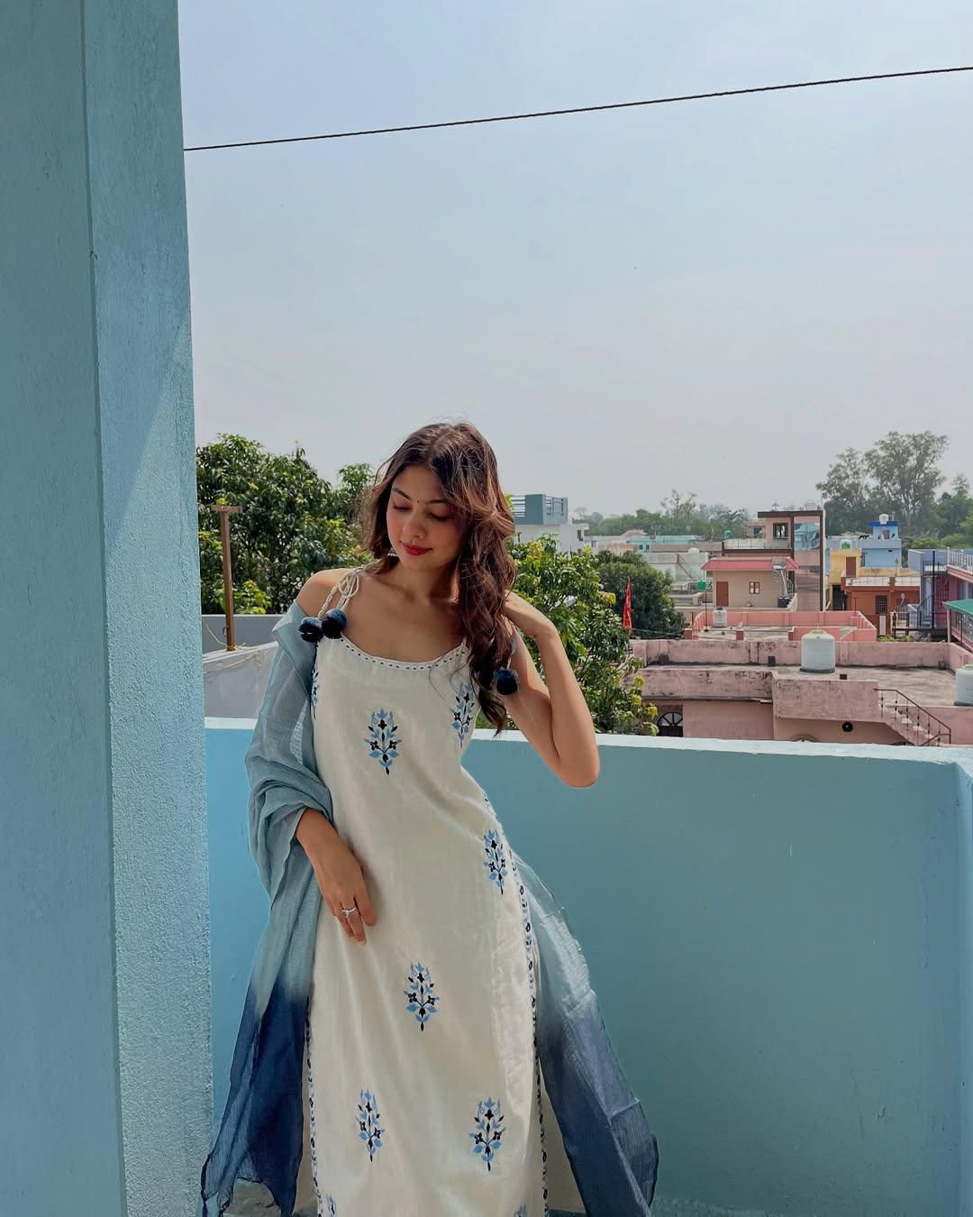 DESIGNER STRIPPED KURTI AND PANT IN COTTON  WITH DUPATTA