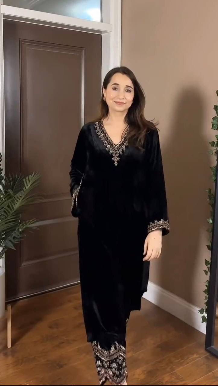 Luxury Black Velvet Embroidered Suit Set – Festive Collection