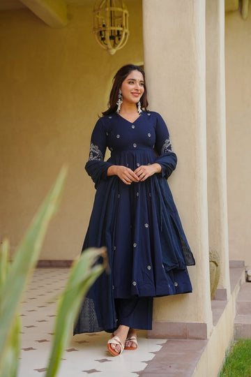 Nayra Grace Designer Suit Set