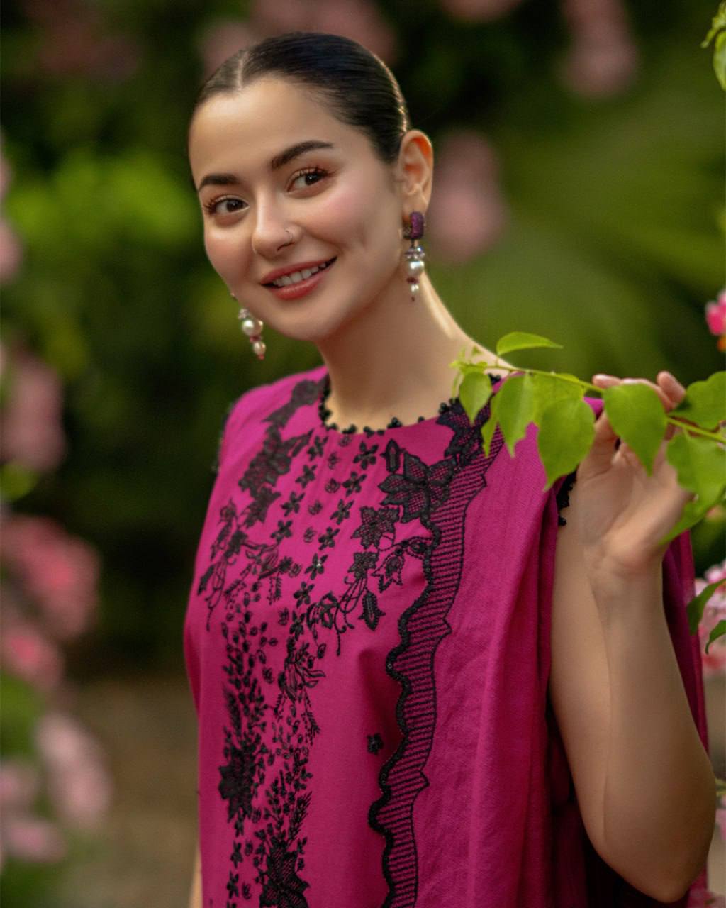 Elegant Roman Silk Kurta Pant Set with Georgette Dupatta
