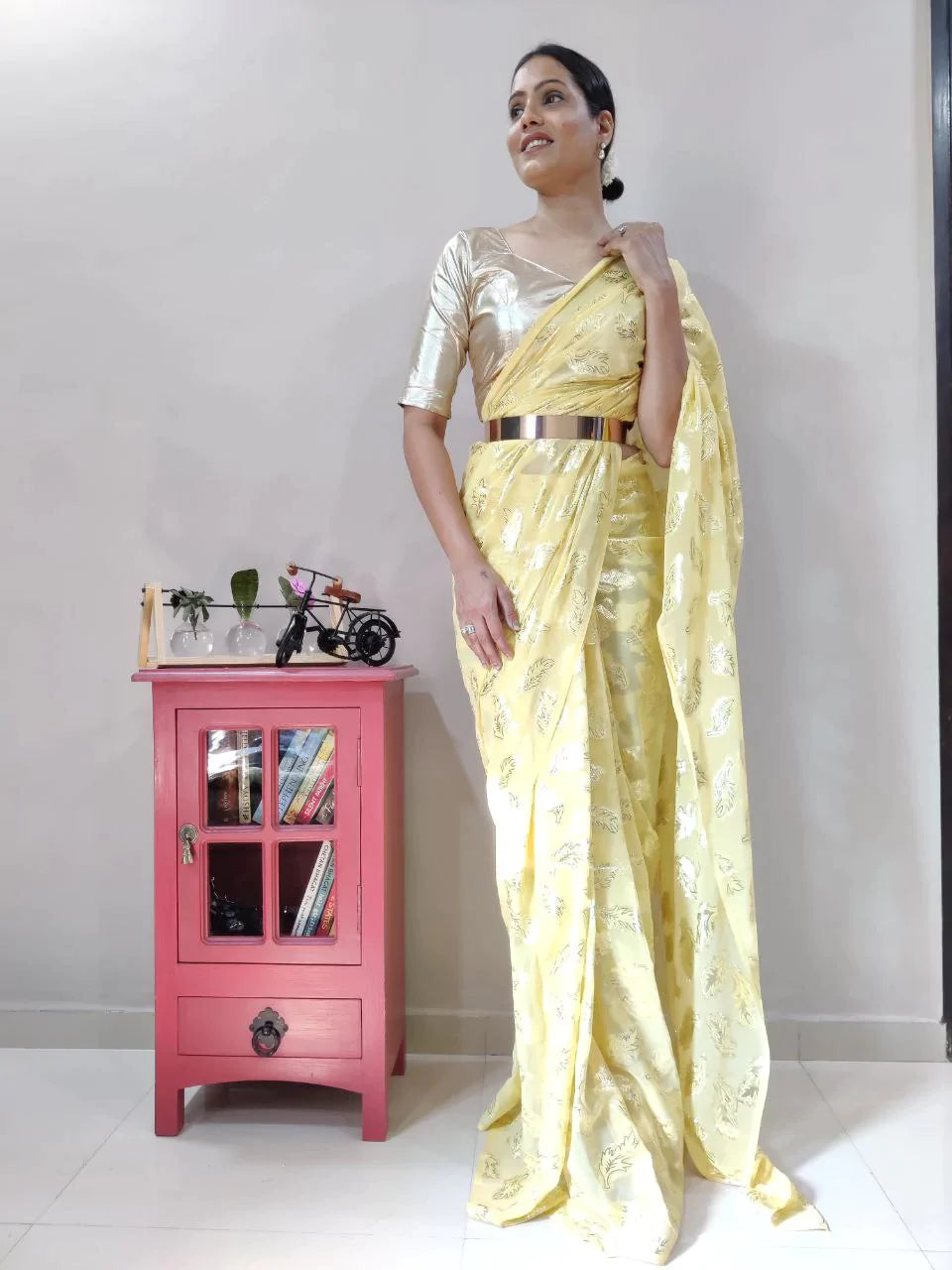 1-MIN READY TO WEAR SAREE IN PURE VISCOS ZARI WEAVING